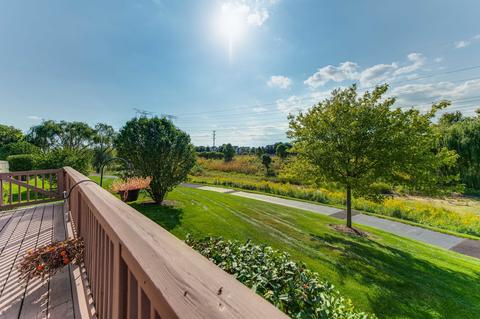 1900 Eton Dr, Hoffman Estates, IL 60192 photo 28