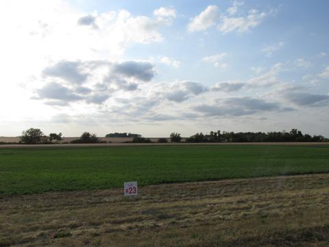1319 Colonial Dr, Lee, IL 60530 photo 1