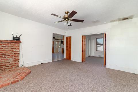 207 Pine St, Delavan, IL 61734 photo 7