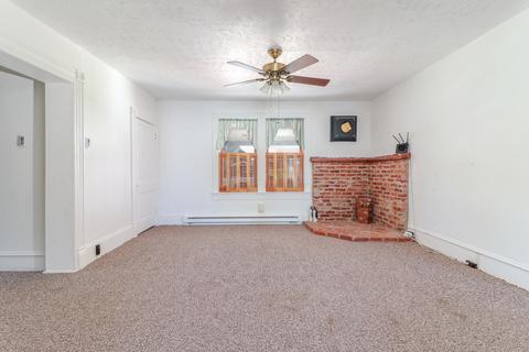 207 Pine St, Delavan, IL 61734 photo 8