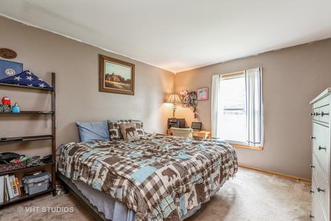 820 Royal Dr, Mchenry, IL 60050 photo 10