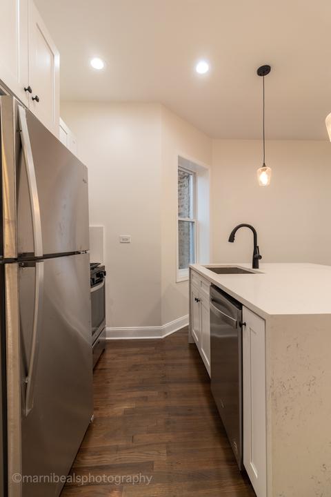 6117 S Champlain Ave, Chicago, IL 60637 photo 5