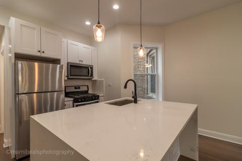 6117 S Champlain Ave, Chicago, IL 60637 photo 2