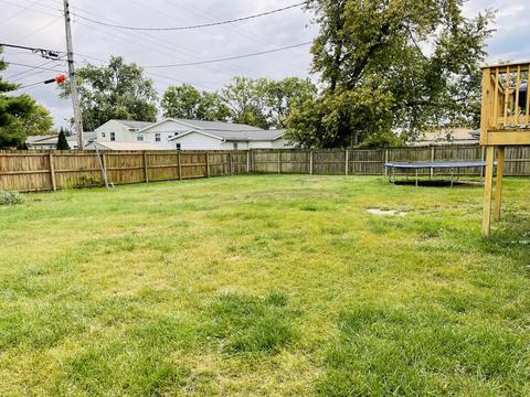 103 Radliff Rd, Bloomington, IL 61701 photo 31