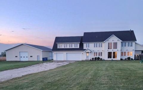 3742 E 29th Rd, Seneca, IL 61360 photo 1