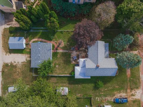 417 Mason St, Chenoa, IL 61726 photo 2