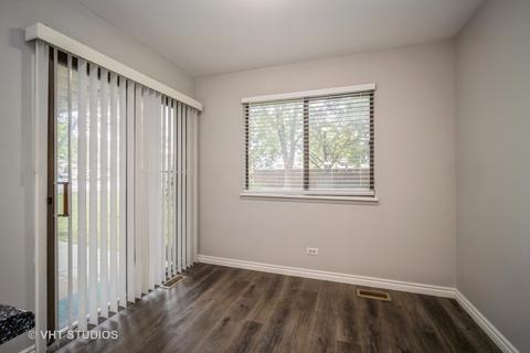 1112 Scanlon Dr #A1, Wheeling, IL 60090 photo 5