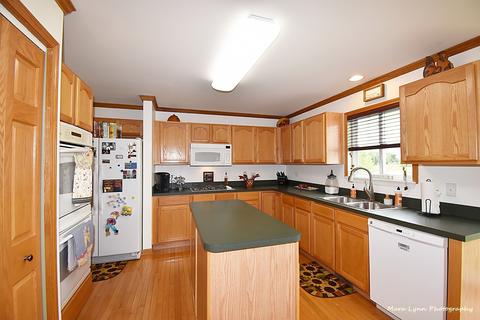 1761 Ariana Dr, Bartlett, IL 60103 photo 9