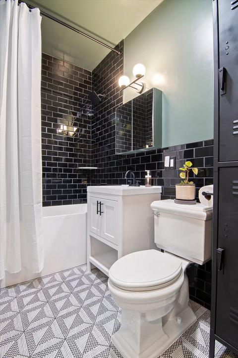 646 E 51st St #3E, Chicago, IL 60615 photo 20