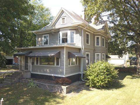 263 E First St, El Paso, IL 61738 photo 1