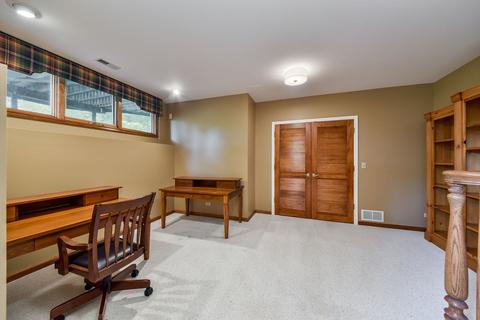 1580 Camden Pl, Wheaton, IL 60189 photo 32