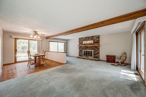 841 Edgewater Dr, Naperville, IL 60540 photo 4