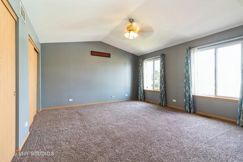 6913 Sahara Ct, Plainfield, IL 60586 photo 7