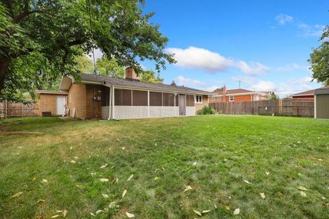 2561 Suffield St, Des Plaines, IL 60016 photo 25