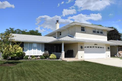 1804 E Aztec Ln, Mount Prospect, IL 60056 photo 1