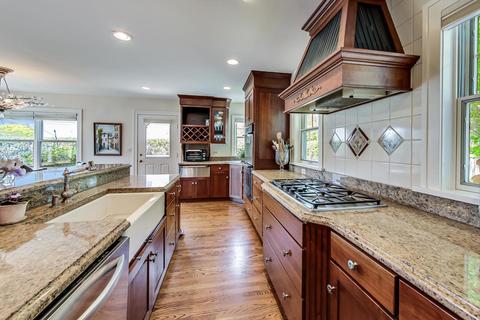 770 E Greenview Rd, Itasca, IL 60143 photo 14