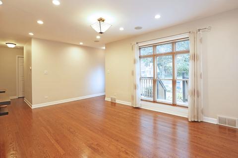 210 N Main St, Mount Prospect, IL 60056 photo 5
