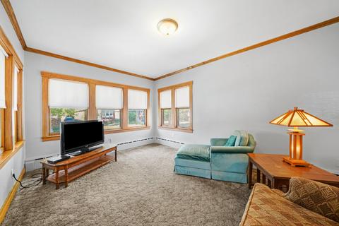 6848 30th St, Berwyn, IL 60402 photo 2