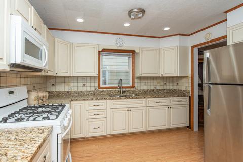 8038 46th St, Lyons, IL 60534 photo 5