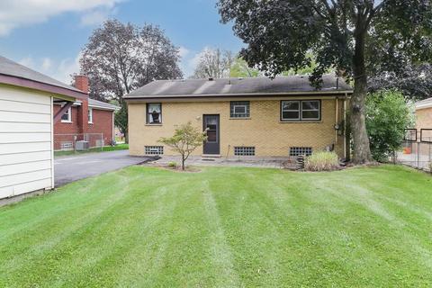 449 Vassar Ln, Des Plaines, IL 60016 photo 22