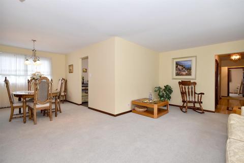1616 S Lorraine Rd, Wheaton, IL 60189 photo 5