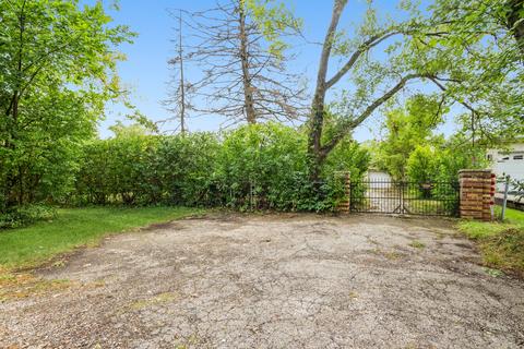 17 W335 Crest Ave, Addison, IL 60101 photo 1