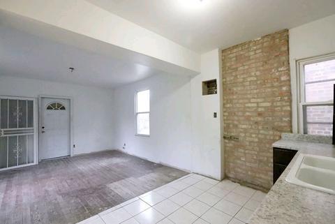 822 E 47th Pl, Chicago, IL 60615 photo 57
