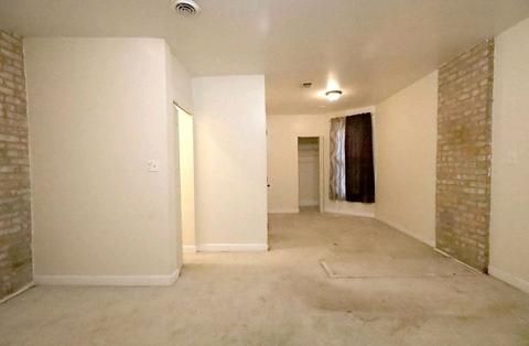 822 E 47th Pl, Chicago, IL 60615 photo 38