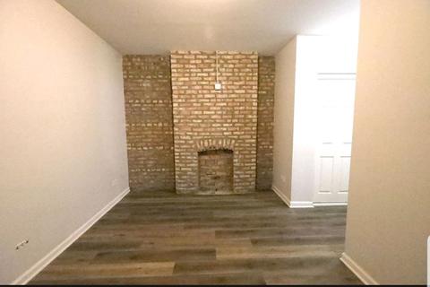 822 E 47th Pl, Chicago, IL 60615 photo 9