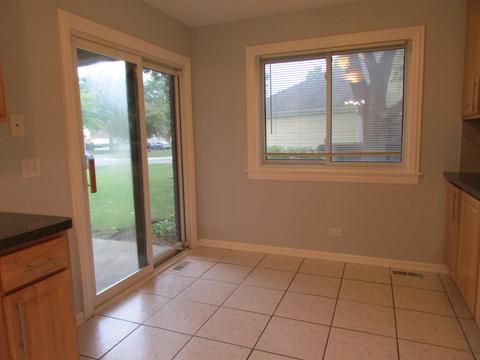 686 Scanlon Dr #A1, Wheeling, IL 60090 photo 10