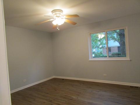 686 Scanlon Dr #A1, Wheeling, IL 60090 photo 15