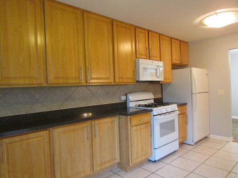 686 Scanlon Dr #A1, Wheeling, IL 60090 photo 8
