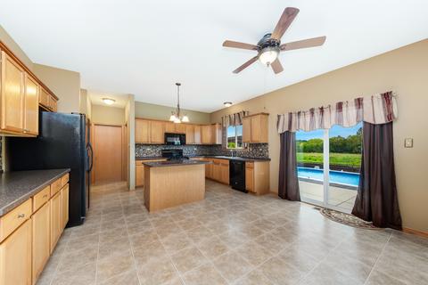 1418 Parkside Dr, Plainfield, IL 60586 photo 8