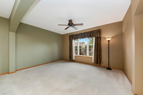 1418 Parkside Dr, Plainfield, IL 60586 photo 4