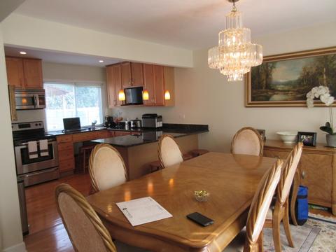 2757 W Farwell Ave, Chicago, IL 60645 photo 10