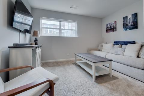 1114 Evergreen Ave, Des Plaines, IL 60016 photo 16