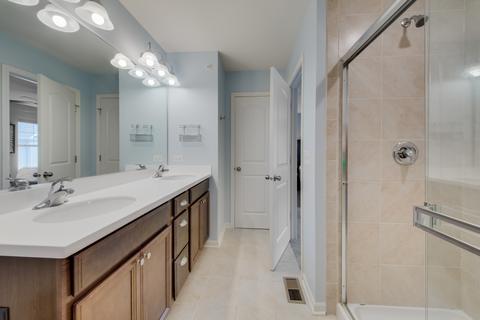 1114 Evergreen Ave, Des Plaines, IL 60016 photo 21