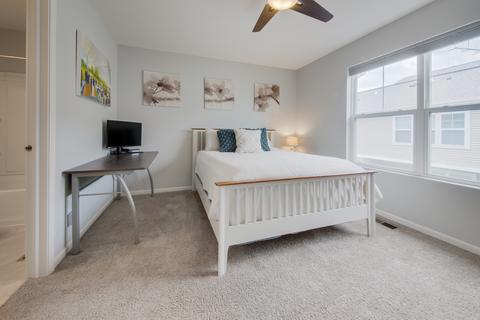 1114 Evergreen Ave, Des Plaines, IL 60016 photo 23