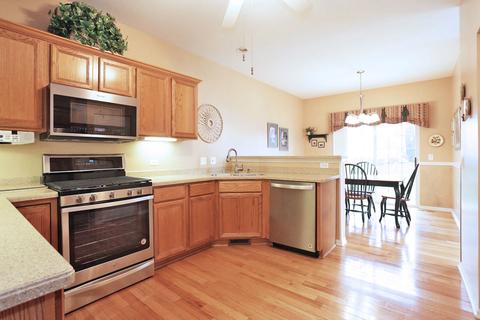 148 Bay Dr, Itasca, IL 60143 photo 10
