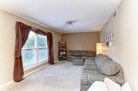 1815 Olde Mill Rd, Plainfield, IL 60586 photo 13