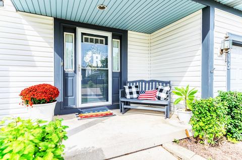 1815 Olde Mill Rd, Plainfield, IL 60586 photo 2