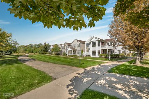 945 Symphony Dr, Aurora, IL 60504 photo 4