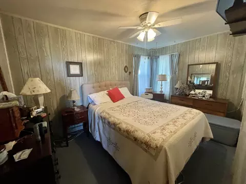 209 W Maple Ave, Manlius, IL 61338 photo 9
