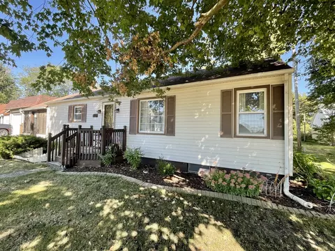 209 W Maple Ave, Manlius, IL 61338 photo 1