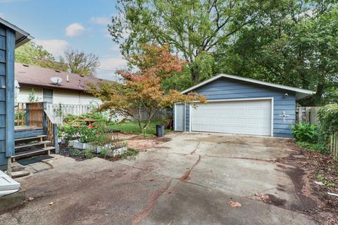 1004 Summit St, Bloomington, IL 61701 photo 31