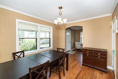 229 E Washington St, Des Plaines, IL 60016 photo 10