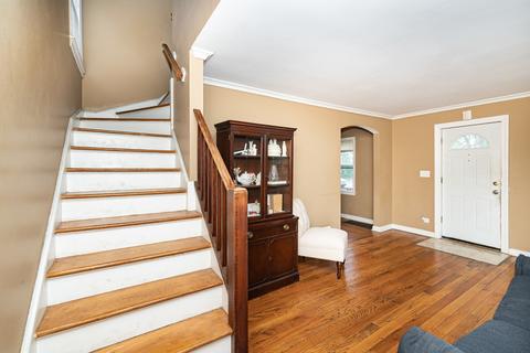229 E Washington St, Des Plaines, IL 60016 photo 8
