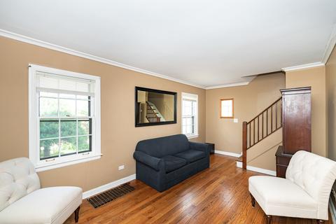 229 E Washington St, Des Plaines, IL 60016 photo 3