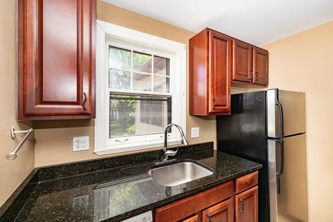 229 E Washington St, Des Plaines, IL 60016 photo 7
