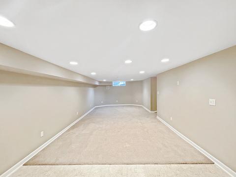 652 W Florence Rd, Freeport, IL 61032 photo 41